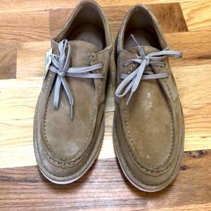 Clarks forge run suede 9.5 new in box